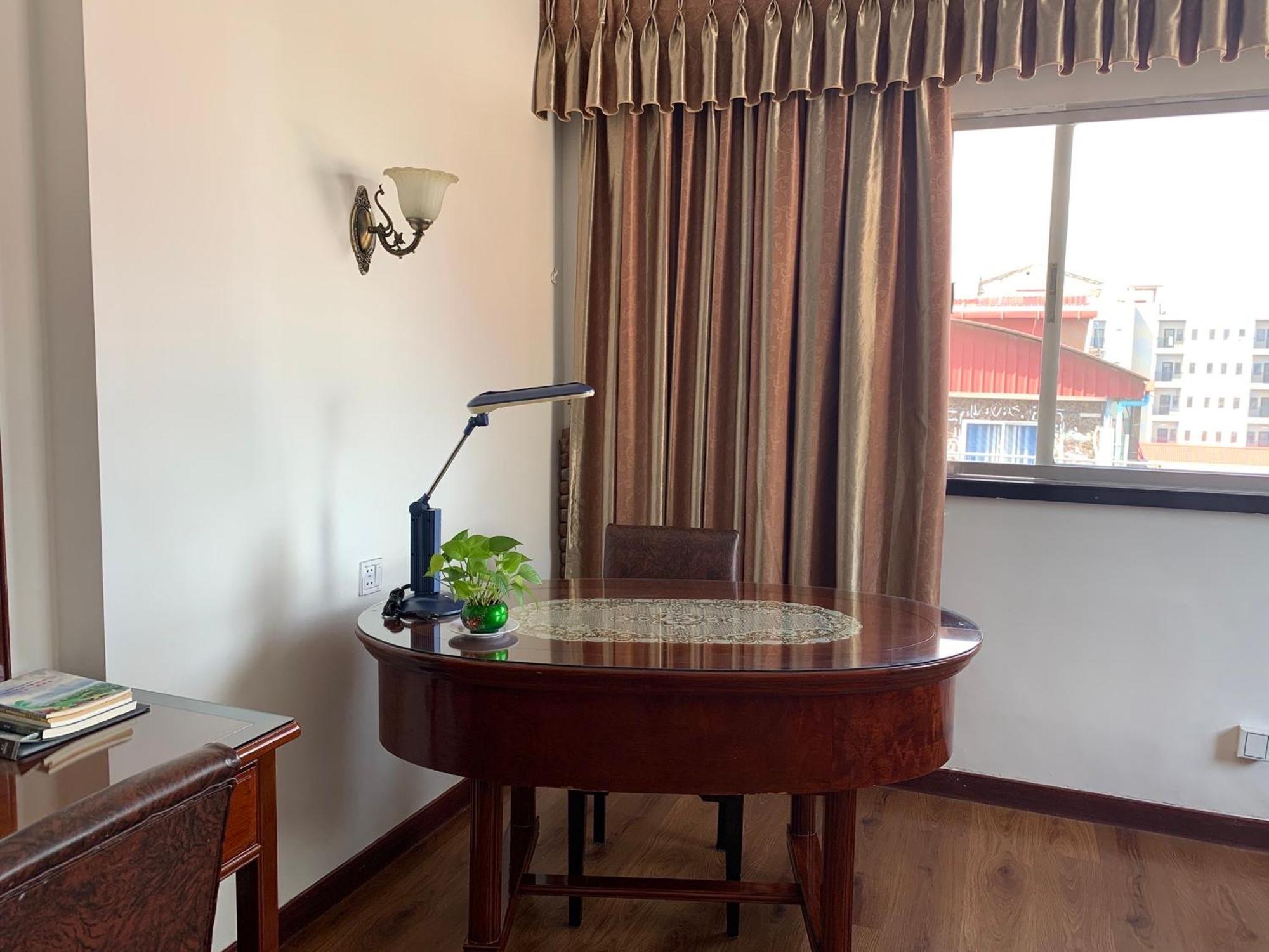 Chung Hsin Hotel 中信酒店 Phnom Pen Exterior foto